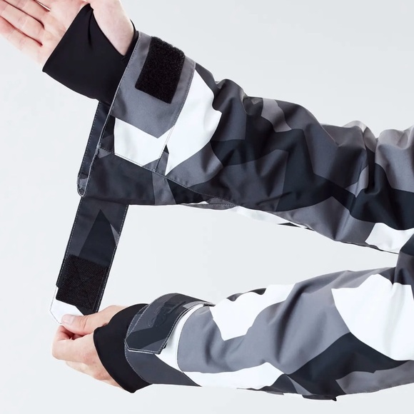 MONTEC SKI JACKET FAUK Medium - Picture 3 of 16